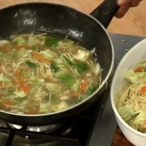 Mix Chowmin (Gravy)
