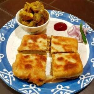 Moghlai Paratha (with Chicken)